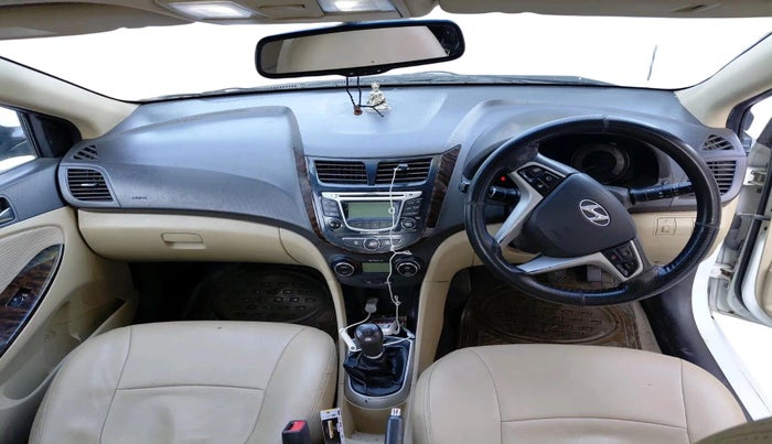 2011 Hyundai Verna FLUIDIC 1.6 VTVT SX, Petrol, Manual, 83,207 km, interior