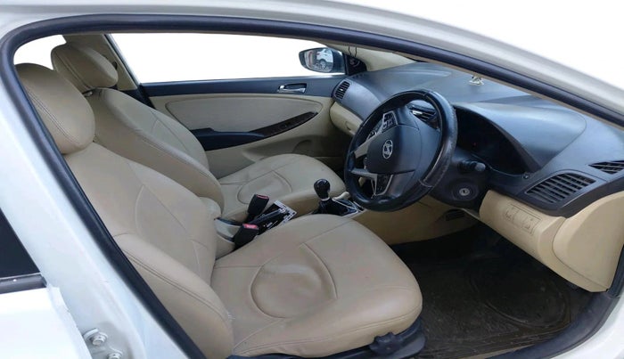 2011 Hyundai Verna FLUIDIC 1.6 VTVT SX, Petrol, Manual, 83,207 km, interior