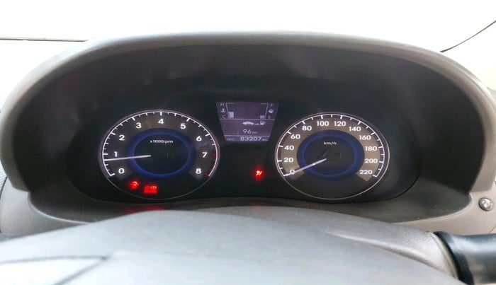 2011 Hyundai Verna FLUIDIC 1.6 VTVT SX, Petrol, Manual, 83,207 km, interior