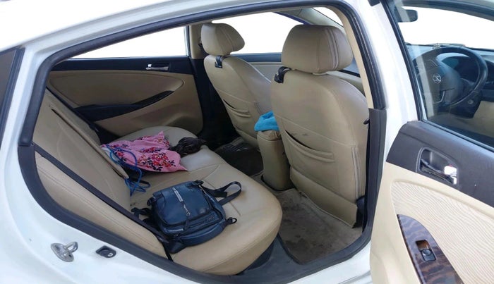 2011 Hyundai Verna FLUIDIC 1.6 VTVT SX, Petrol, Manual, 83,207 km, interior