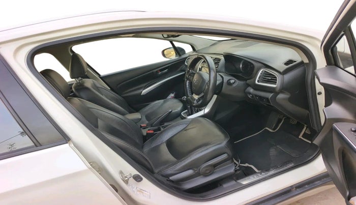 2020 Maruti S Cross ALPHA 1.5, Petrol, Manual, 45,387 km, interior