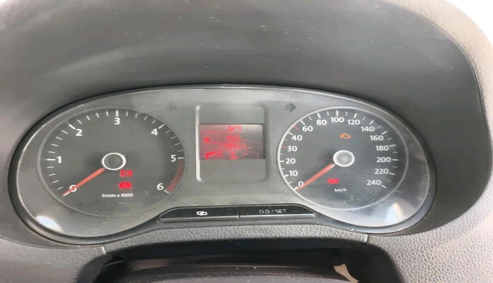 2012 Volkswagen Polo TRENDLINE 1.2L DIESEL, Diesel, Manual, 1,79,966 km, interior