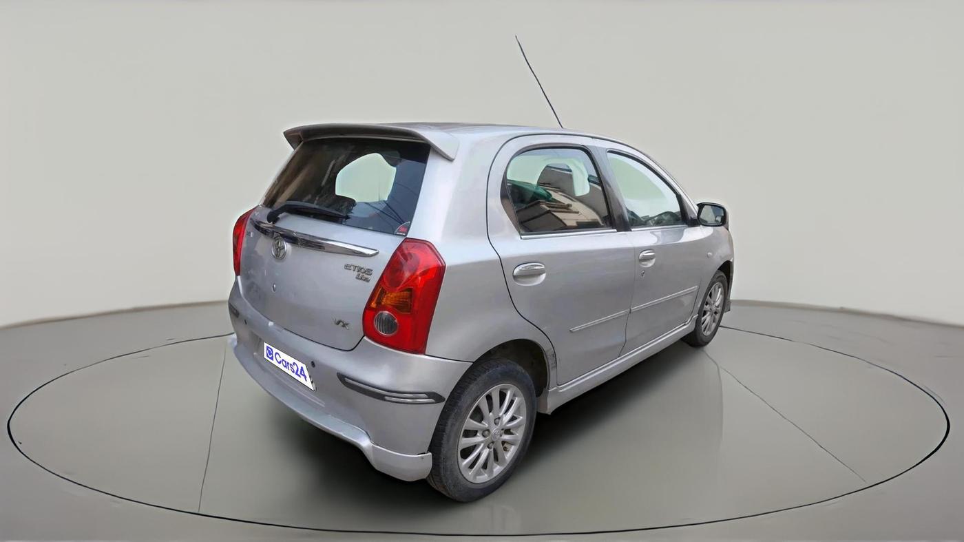 2011 Toyota Etios Liva VX, Petrol, Manual, 1,03,669 km, exterior