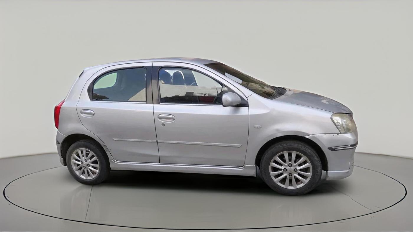2011 Toyota Etios Liva VX, Petrol, Manual, 1,03,669 km, exterior