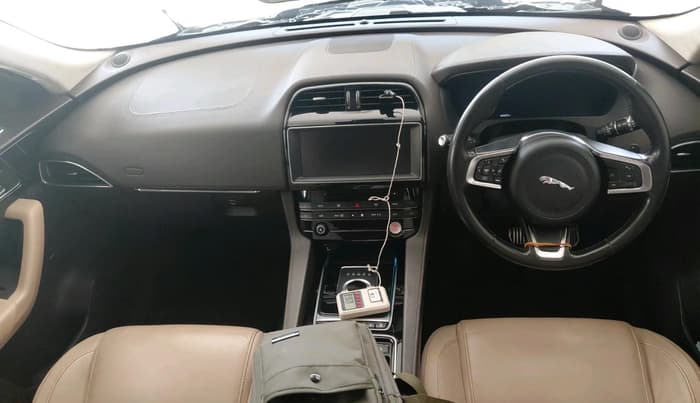2020 Jaguar F- PACE 2.0 PRESTIGE PETROL, Petrol, Automatic, 47,273 km, interior