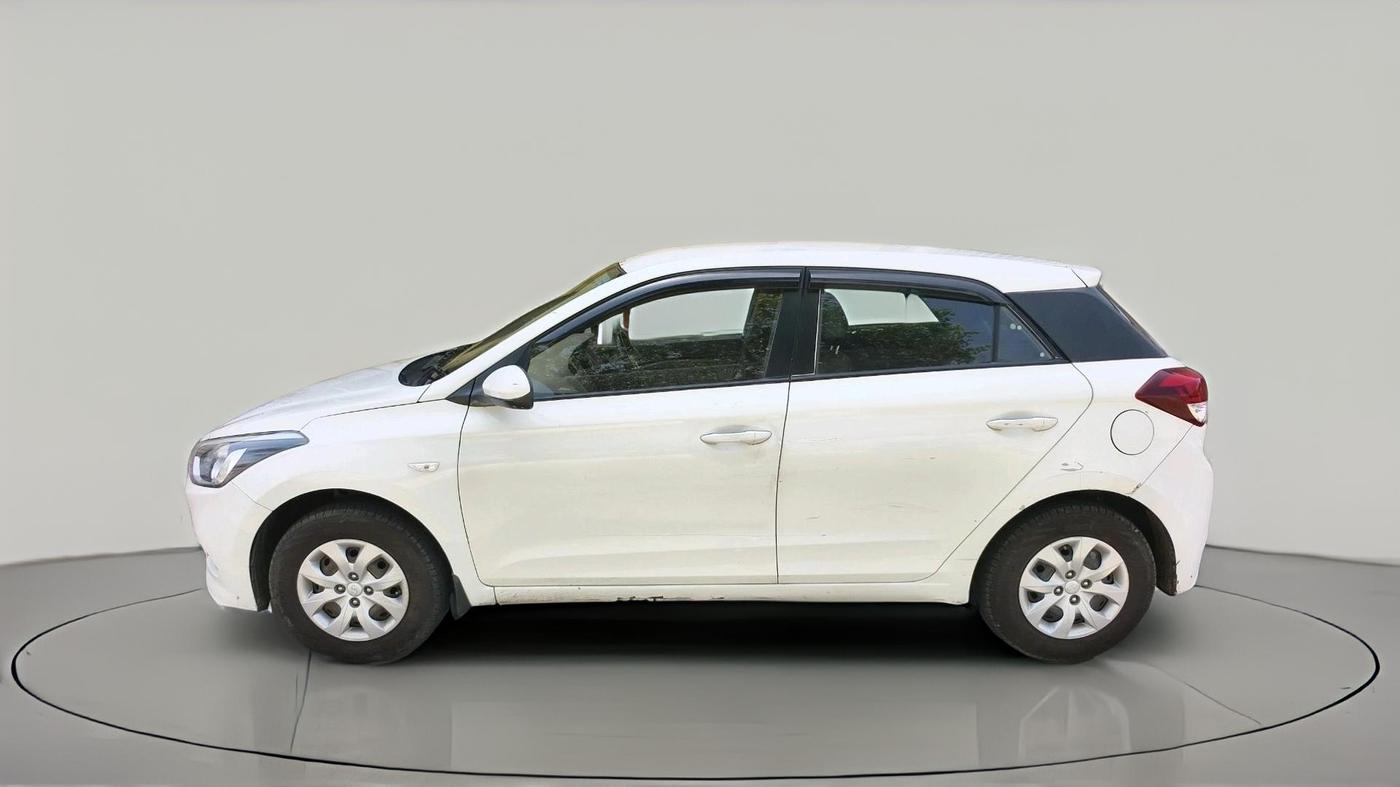 2015 Hyundai Elite i20 MAGNA 1.2, CNG, Manual, 1,00,611 km, exterior