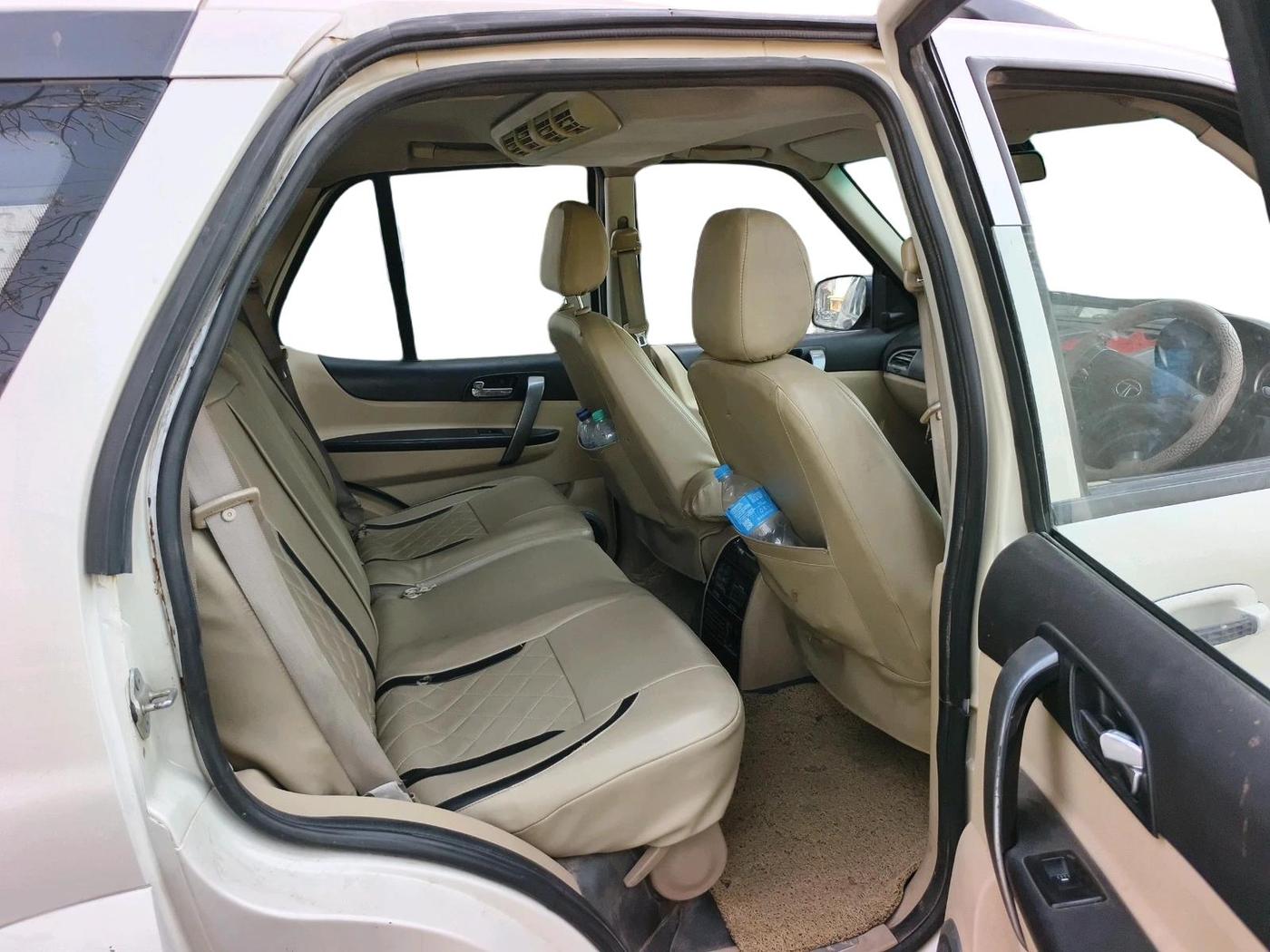 2014 Tata Safari Storme 2.2 EX 4X2, Diesel, Manual, 1,58,000 km, interior