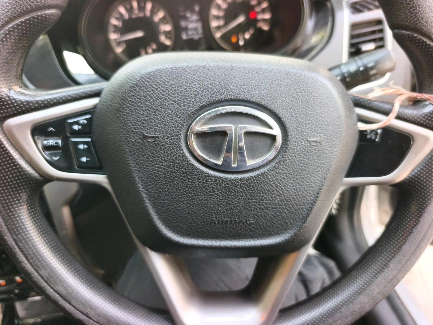2015 Tata Bolt XMS REVOTRON, Petrol, Manual, 65,043 km, interior