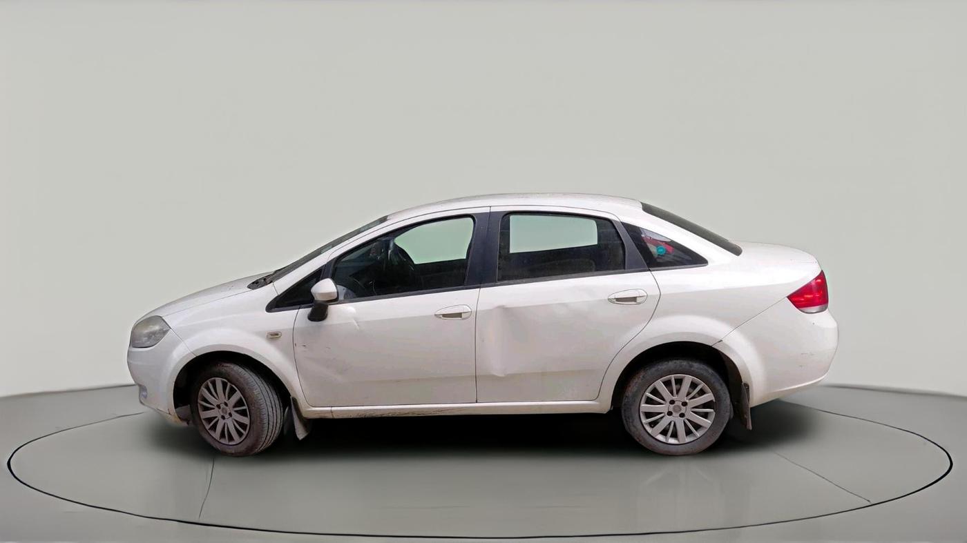 2012 Fiat Linea ACTIVE 1.3 L, Diesel, Manual, 7,516 km, exterior