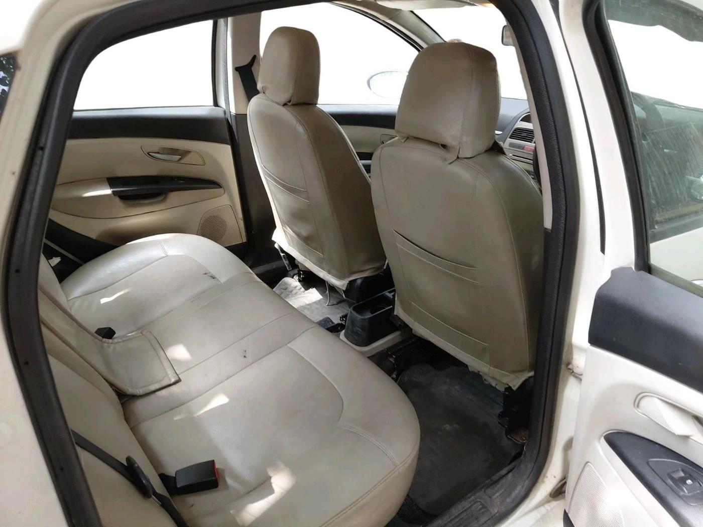 2012 Fiat Linea ACTIVE 1.3 L, Diesel, Manual, 7,516 km, interior