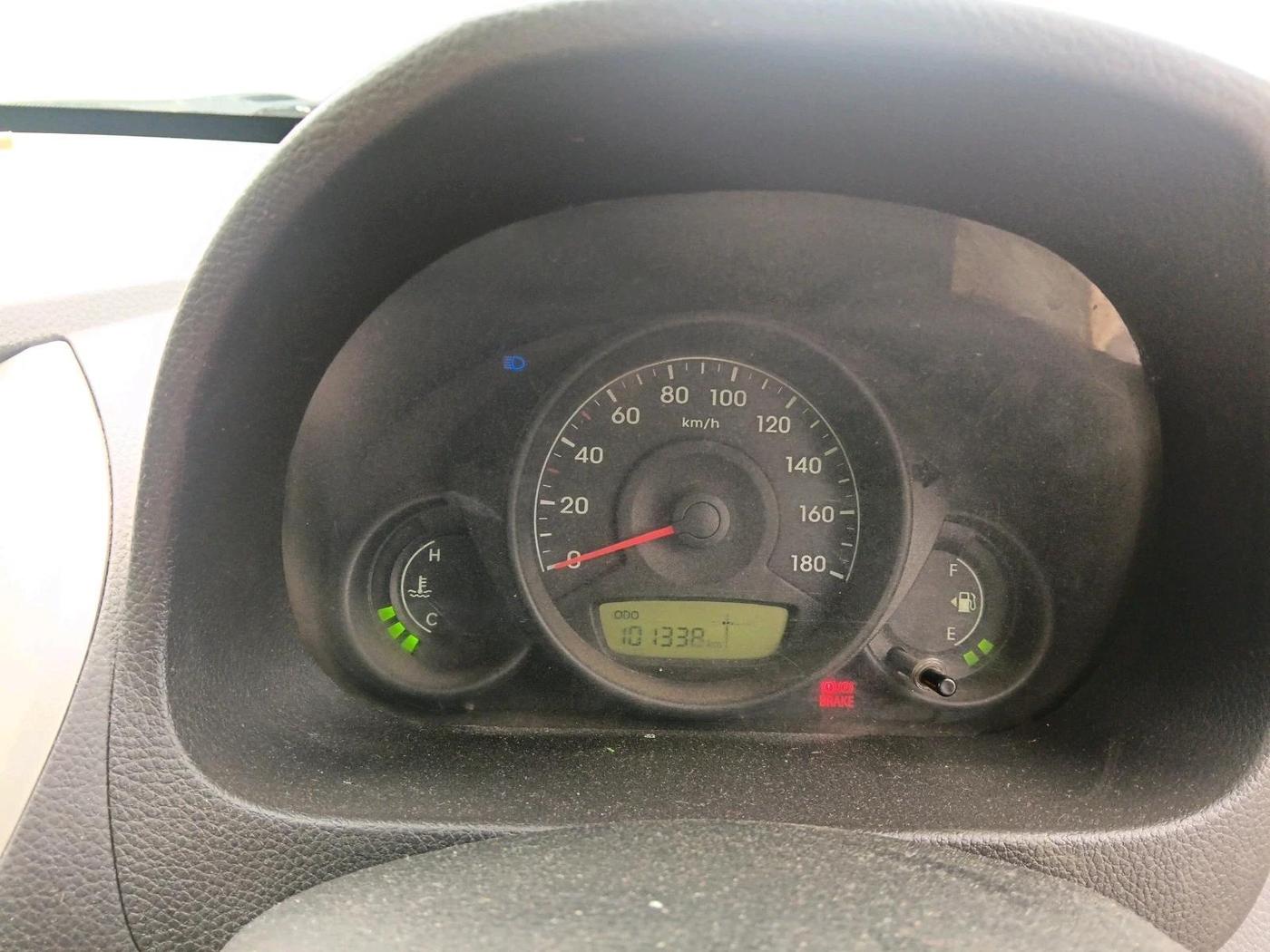 2018 Hyundai Eon ERA +, Petrol, Manual, 1,66,730 km, interior