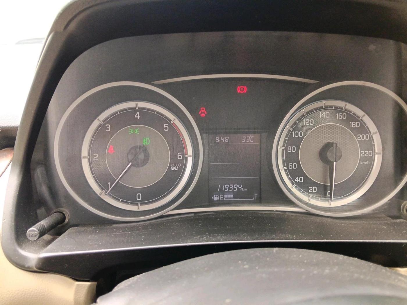2017 Maruti Dzire ZDI PLUS, Diesel, Manual, 1,19,394 km, interior