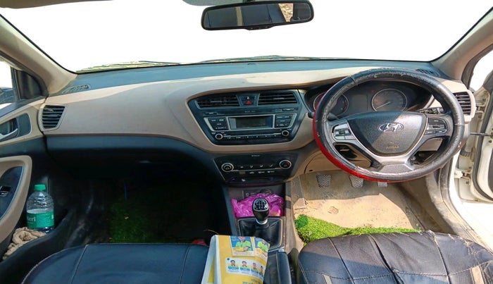 2015 Hyundai Elite i20 SPORTZ 1.4 CRDI, Diesel, Manual, 88,563 km, interior