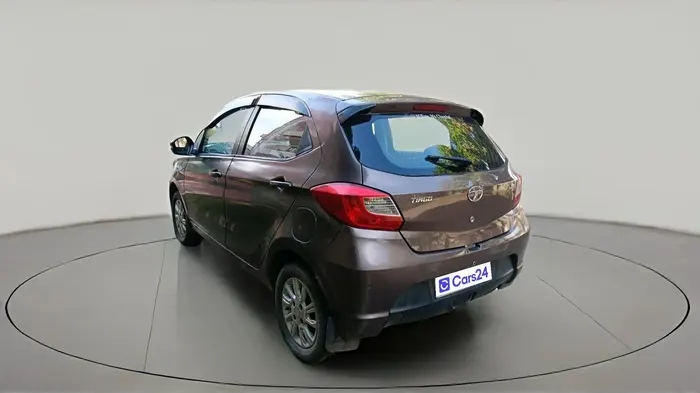 2017 Tata Tiago XZ PETROL, Petrol, Manual, 81,916 km, exterior