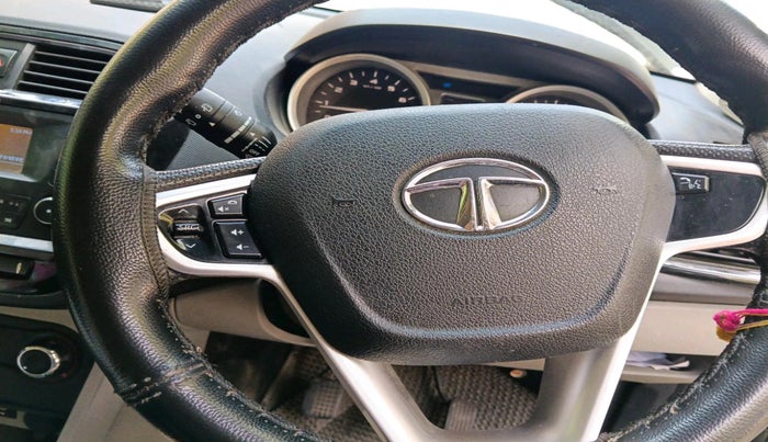 2017 Tata Tiago XZ PETROL, Petrol, Manual, 81,916 km, interior