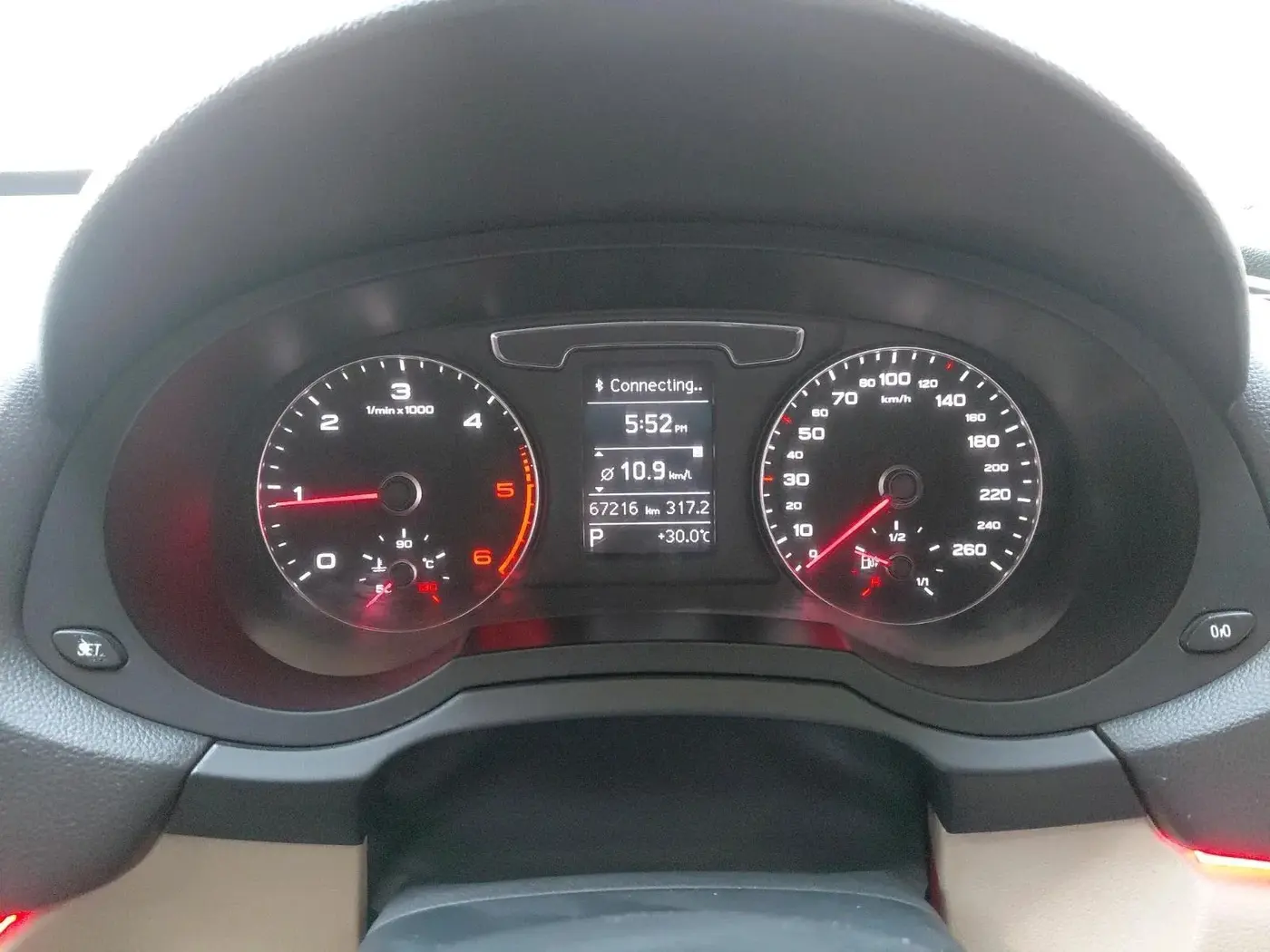 2017 Audi Q3 35 TDI Quattro, Diesel, Automatic, 67,216 km, interior