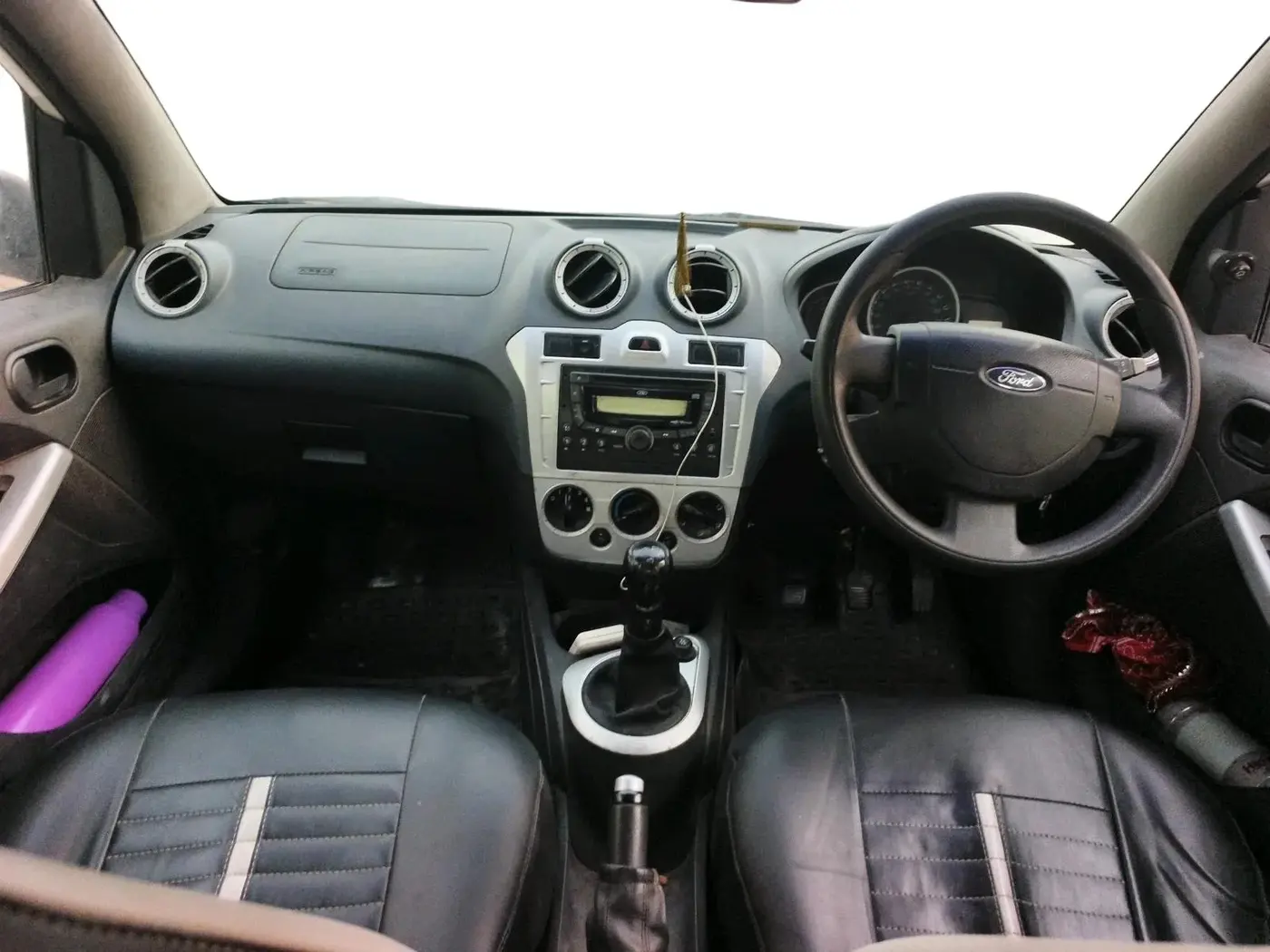 2014 Ford Figo ZXI 1.4 DIESEL, Diesel, Manual, 1,30,001 km, interior