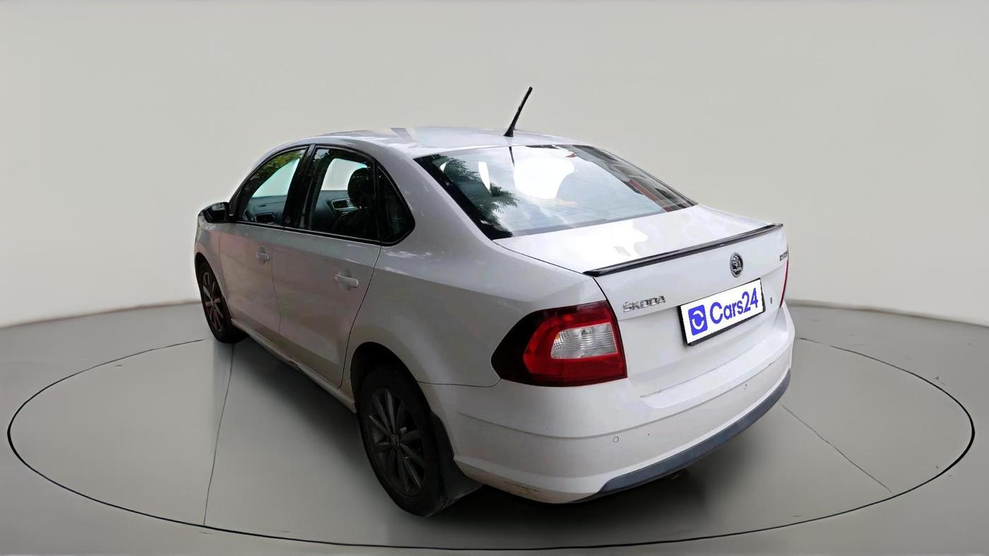 2019 Skoda Rapid STYLE 1.6 MPI AT, Petrol, Automatic, 58,933 km, exterior