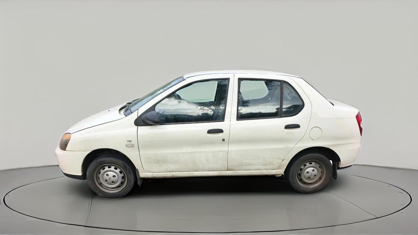 2015 Tata Indigo ECS LS TDI, Diesel, Manual, 78,244 km, exterior