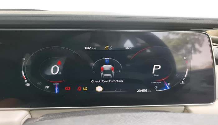 2021 Mahindra XUV700 AX 7 LUXURY P AT 7 STR, Petrol, Automatic, 23,456 km, interior