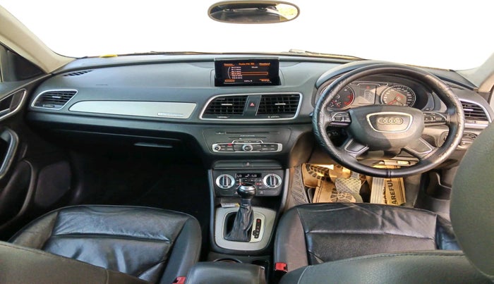 2014 Audi Q3 2.0 TDI QUATTRO, Diesel, Automatic, 88,940 km, interior