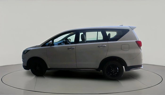 2017 Toyota Innova Crysta TOURING SPORT DIESEL MT, Diesel, Manual, 1,15,923 km, exterior