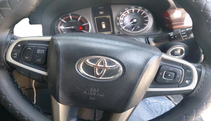 2017 Toyota Innova Crysta TOURING SPORT DIESEL MT, Diesel, Manual, 1,15,923 km, interior