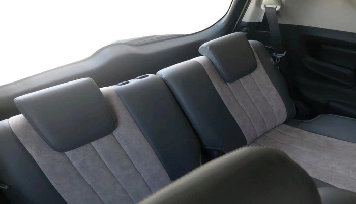 2017 Toyota Innova Crysta TOURING SPORT DIESEL MT, Diesel, Manual, 1,15,923 km, interior