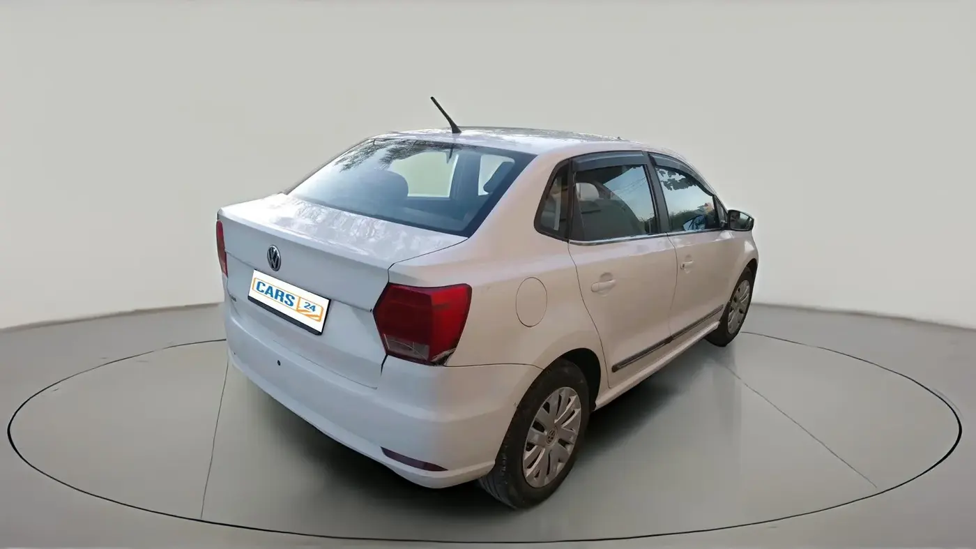 2016 Volkswagen Ameo COMFORTLINE 1.2L, Petrol, Manual, 1,17,000 km, exterior