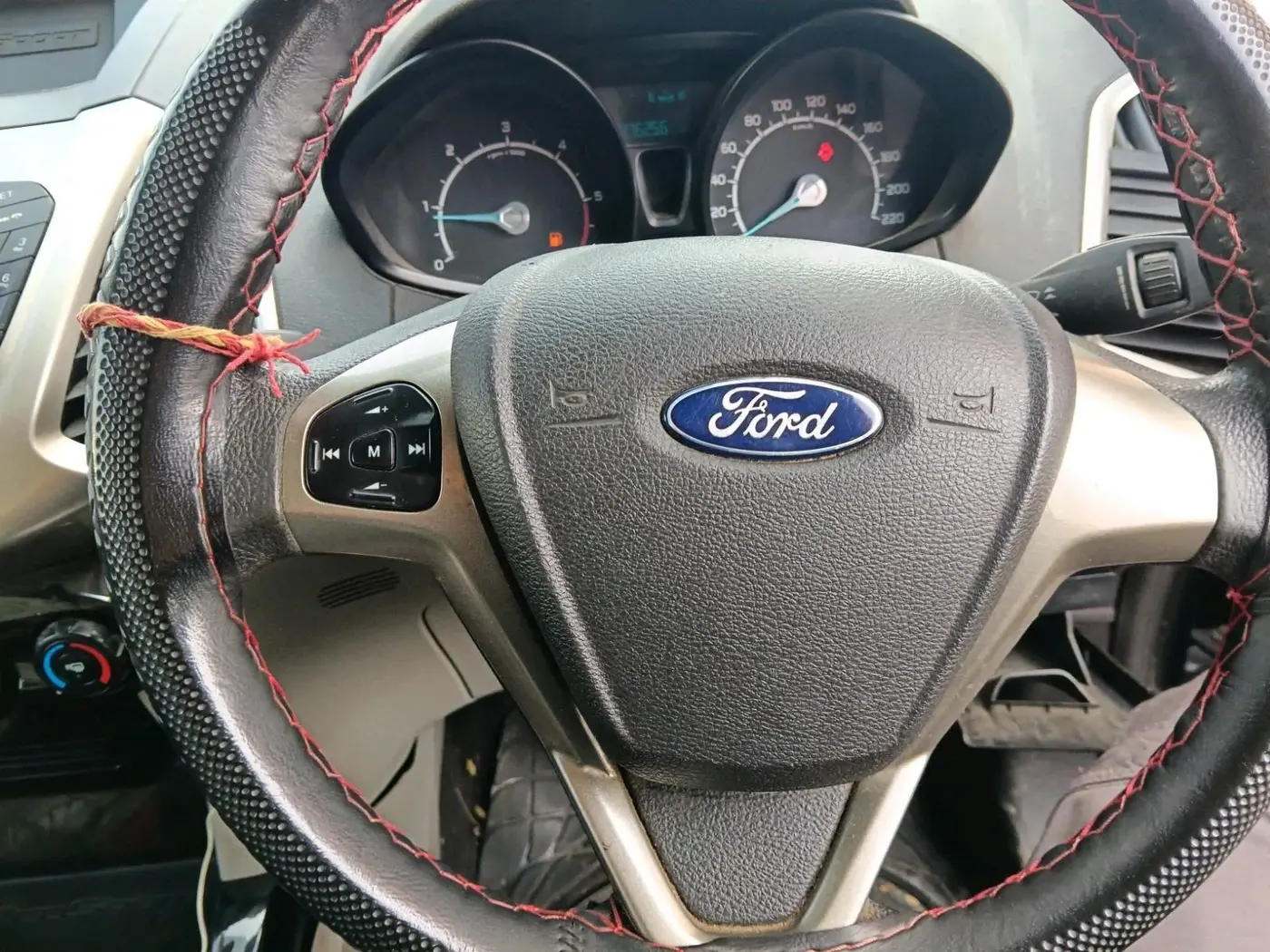 2015 Ford Ecosport TREND 1.5L DIESEL, Diesel, Manual, 76,256 km, interior