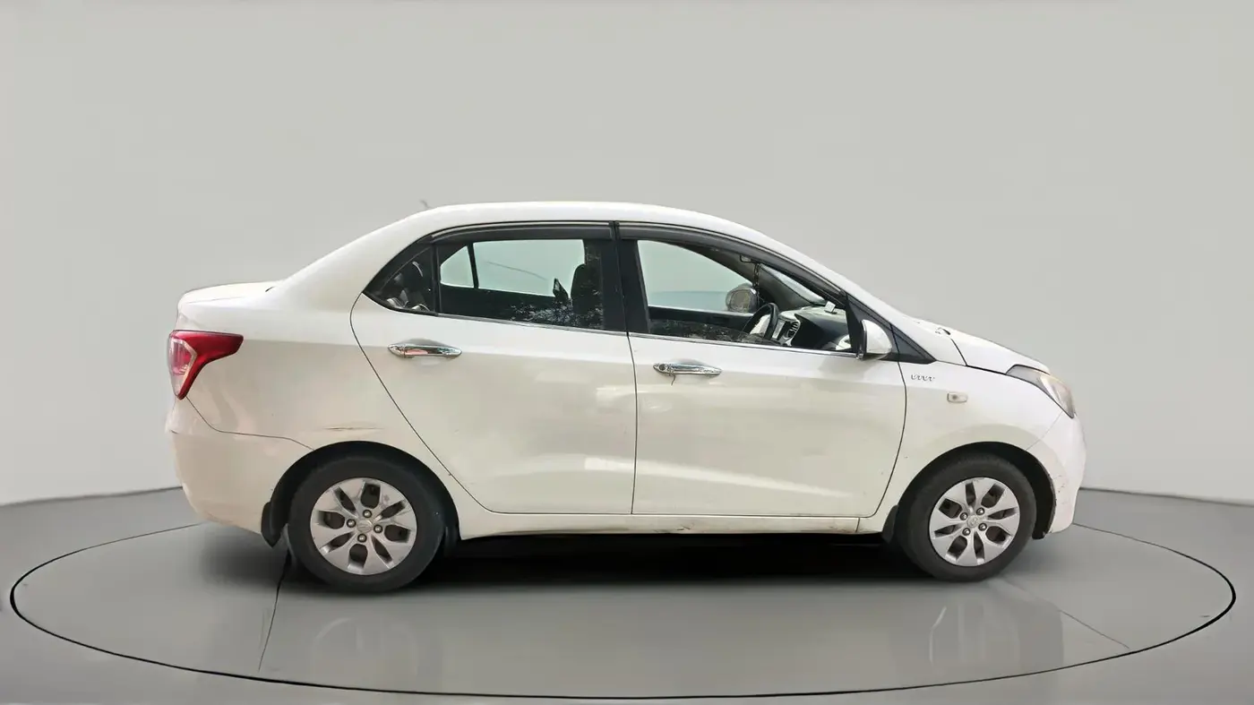 2015 Hyundai Xcent BASE 1.2, Petrol, Manual, 46,900 km, exterior