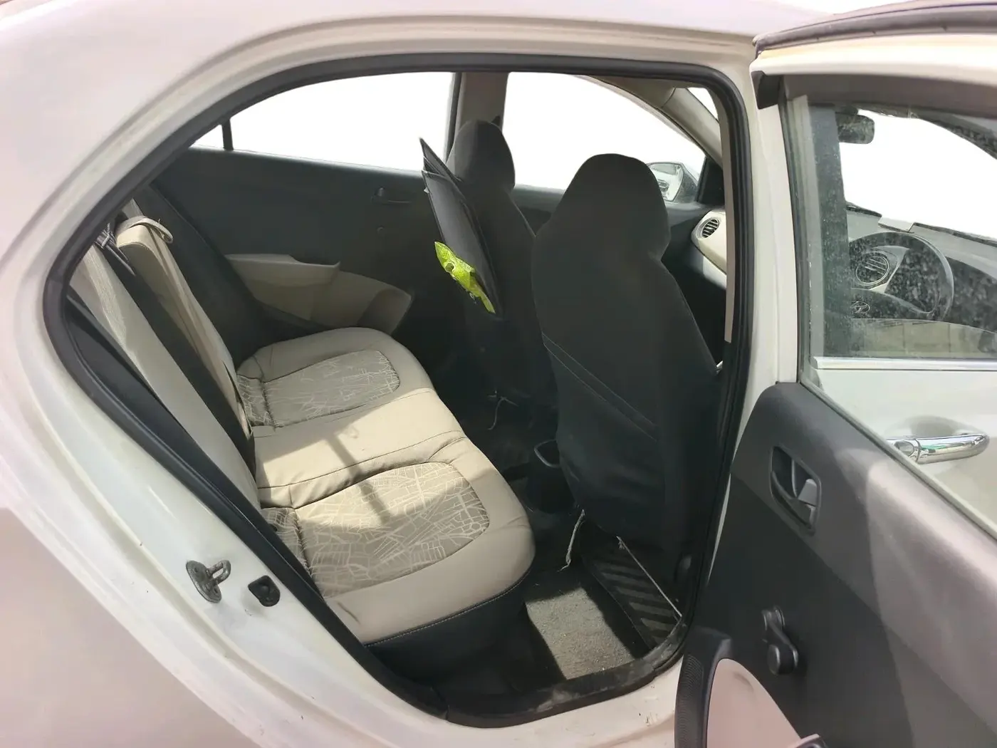 2015 Hyundai Xcent BASE 1.2, Petrol, Manual, 46,900 km, interior