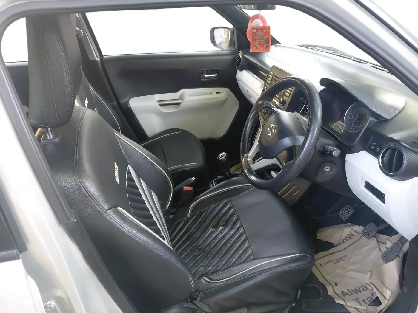 2018 Maruti IGNIS DELTA 1.2, Petrol, Manual, 36,796 km, interior
