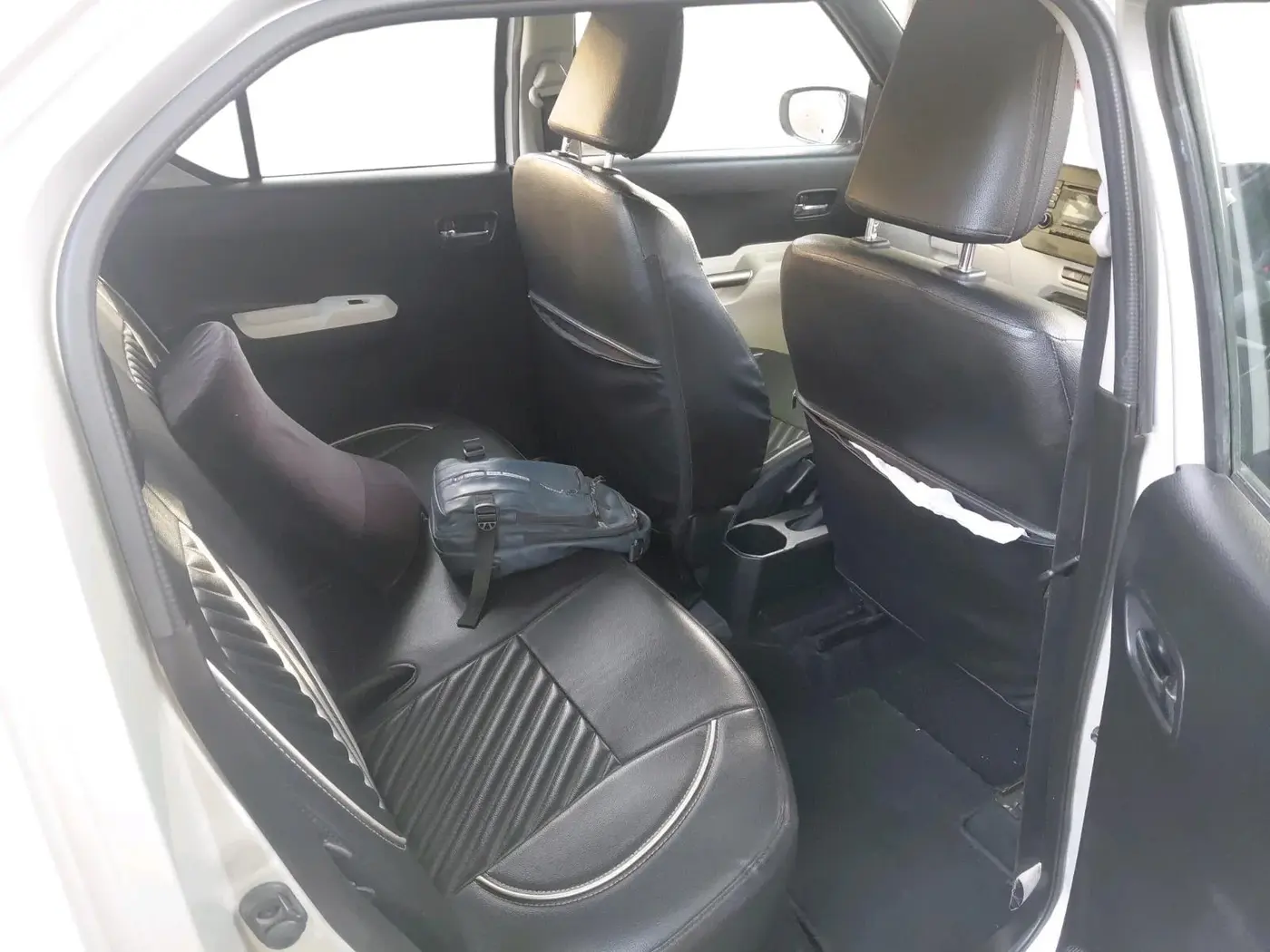 2018 Maruti IGNIS DELTA 1.2, Petrol, Manual, 36,796 km, interior