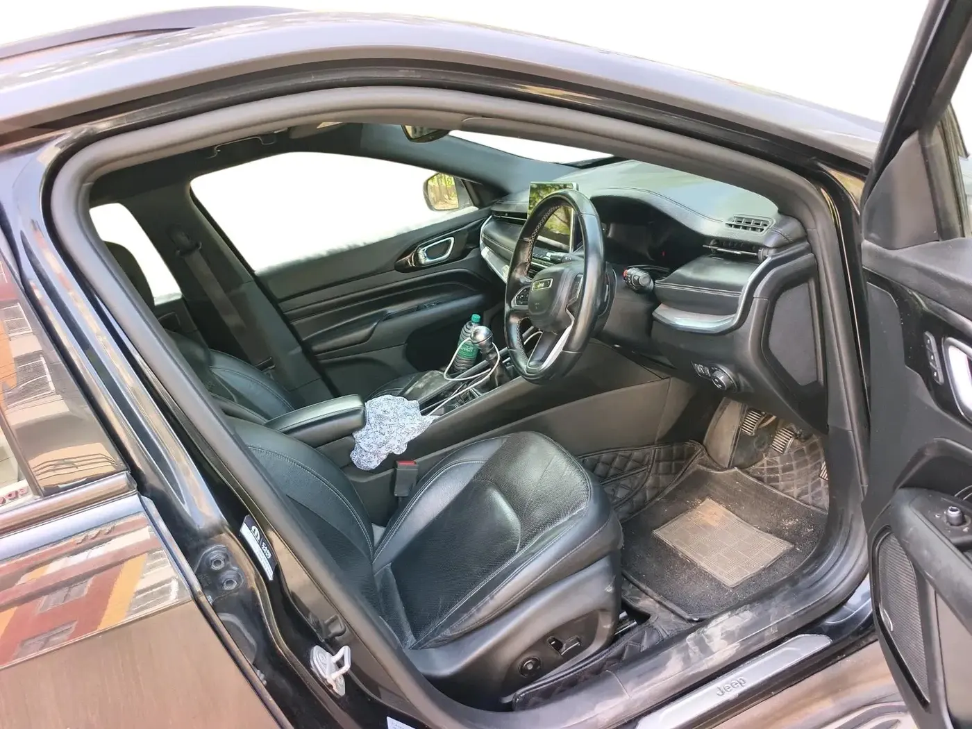 2021 Jeep Compass MODEL S (O) 2.0 DIESEL, Diesel, Manual, 1,00,254 km, interior
