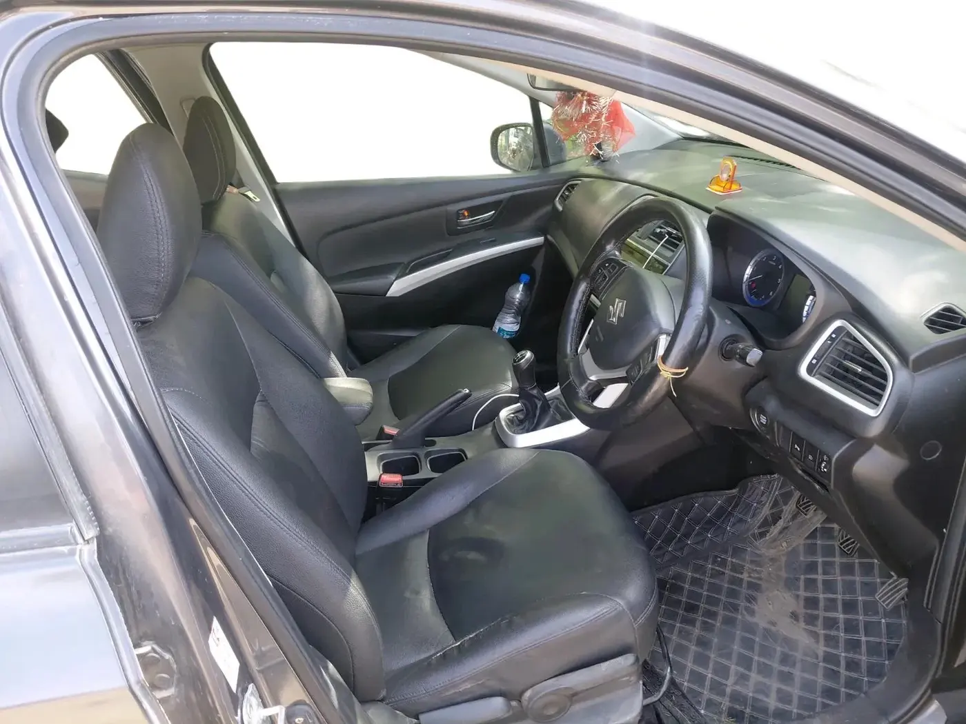 2015 Maruti S Cross ZETA 1.3, Diesel, Manual, 1,15,643 km, interior