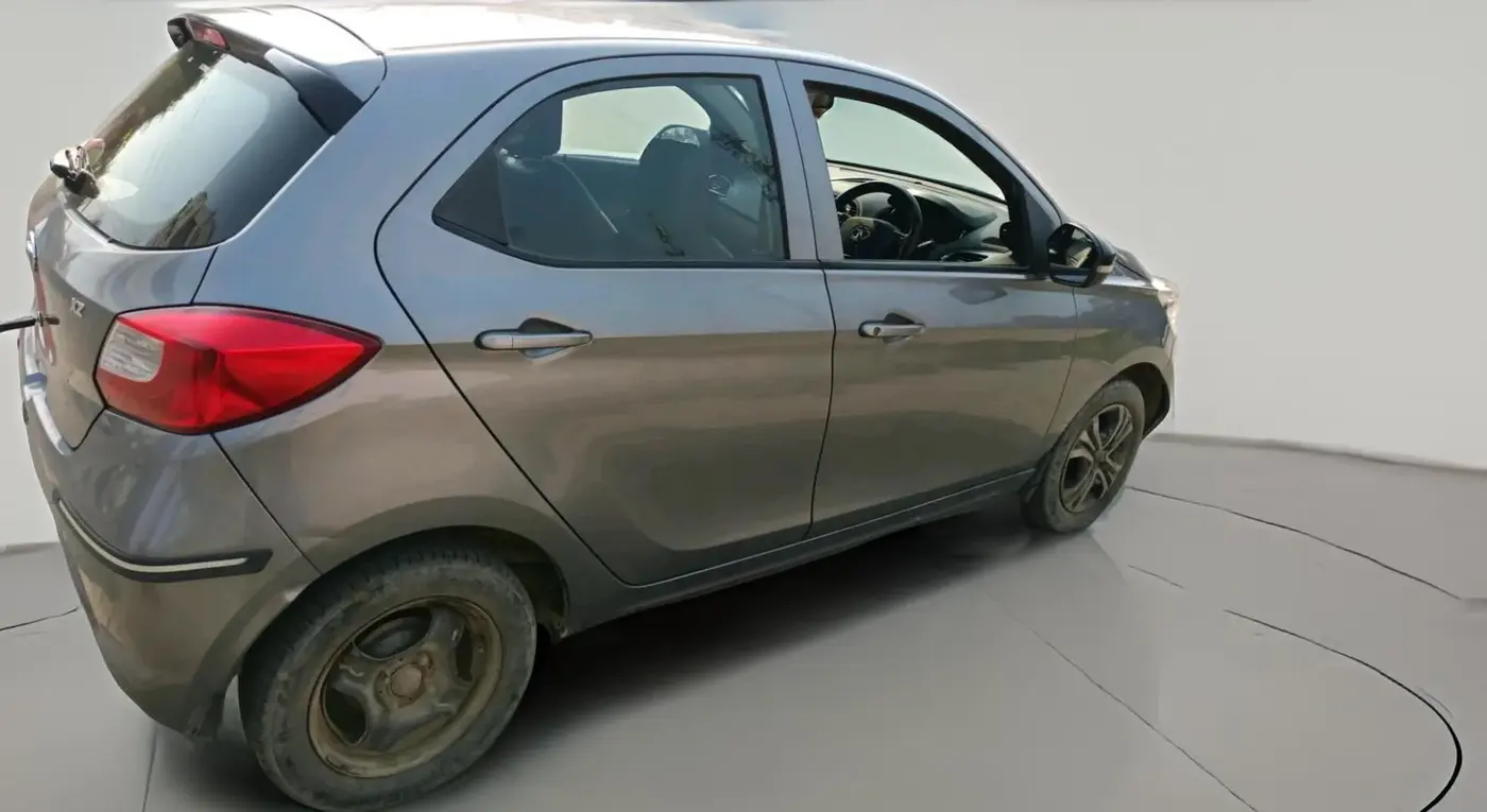 2019 Tata Tiago XZ PETROL, Petrol, Manual, 1,23,000 km, exterior