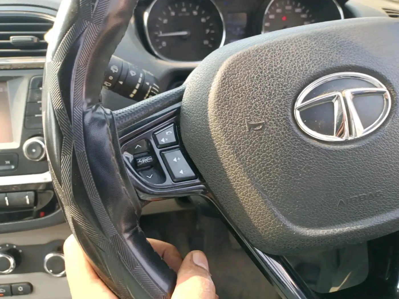 2019 Tata Tiago XZ PETROL, Petrol, Manual, 1,23,000 km, interior