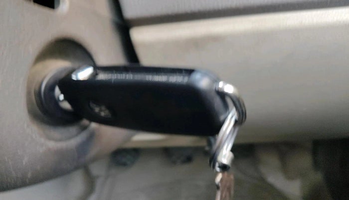 2013 Volkswagen Vento COMFORTLINE DIESEL 1.6, Diesel, Manual, 1,53,685 km, interior