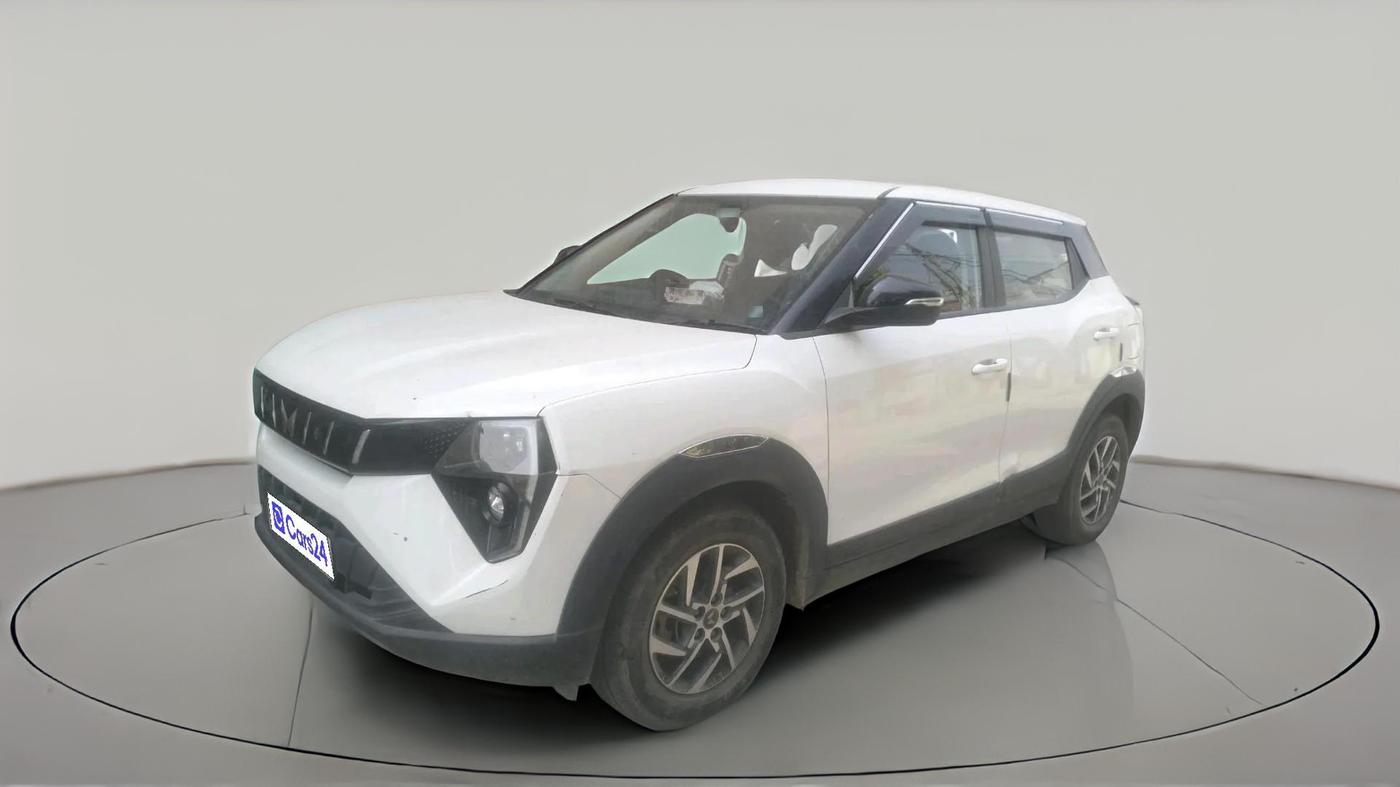 2024 Mahindra XUV 3XO MX3 1.2 L TCMPFi, Petrol, Manual, 18,164 km, exterior