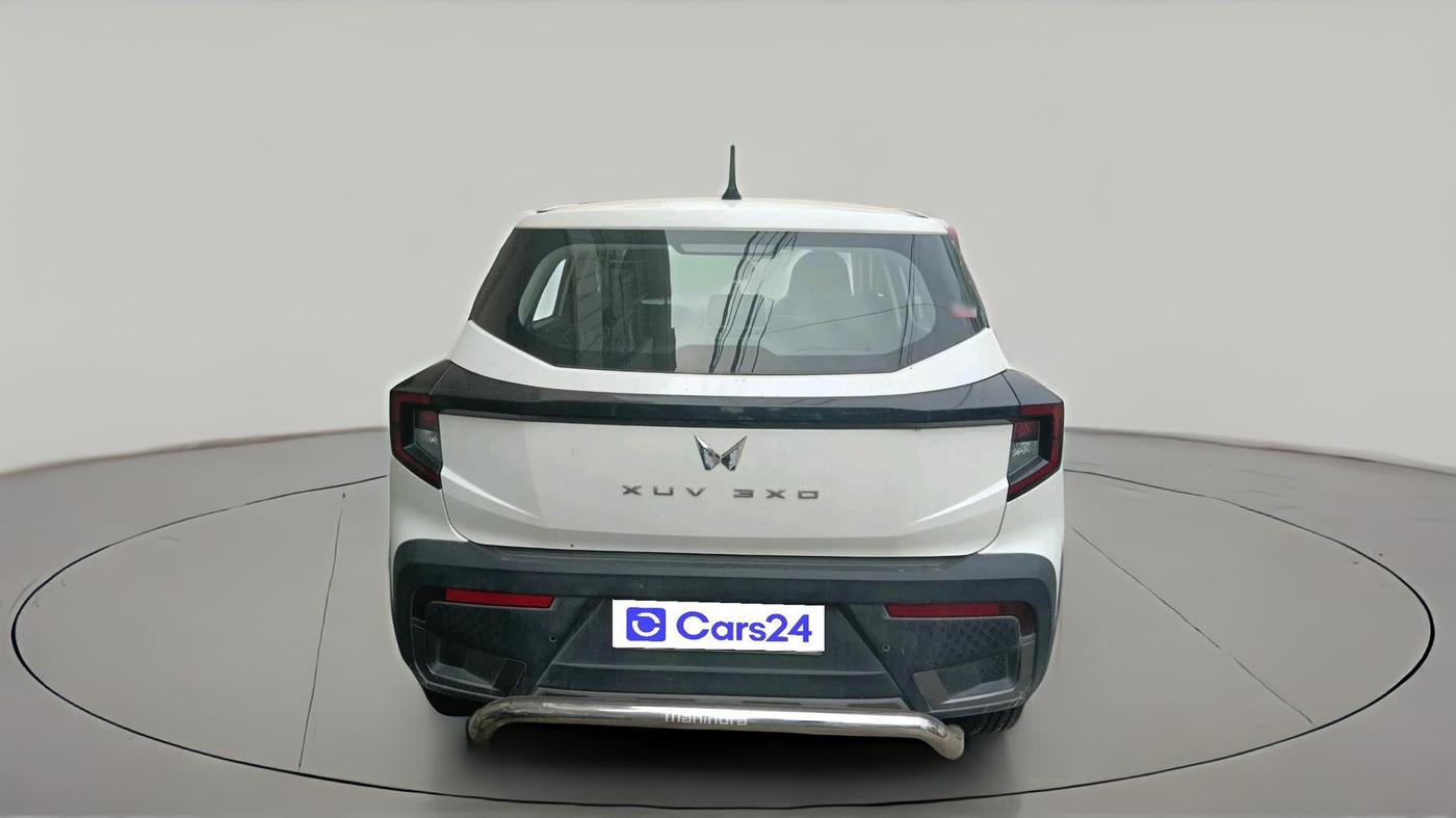 2024 Mahindra XUV 3XO MX3 1.2 L TCMPFi, Petrol, Manual, 18,164 km, exterior