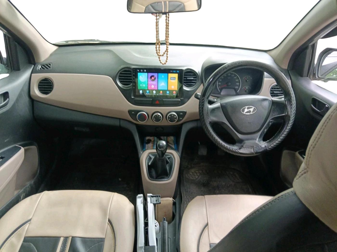 2016 Hyundai Grand i10 MAGNA 1.2 KAPPA VTVT, Petrol, Manual, 1,90,057 km, interior