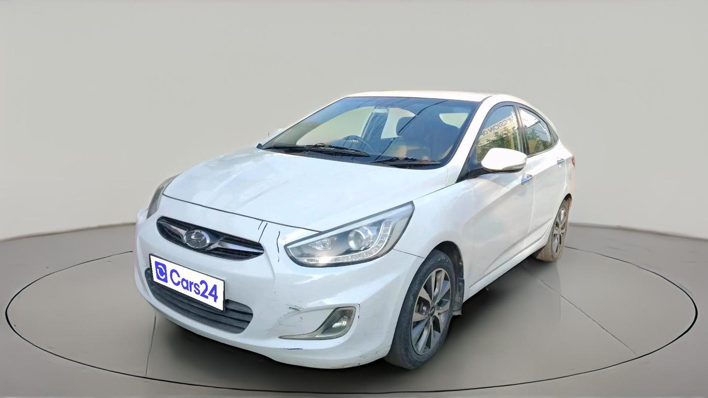 2014 Hyundai Verna FLUIDIC 1.6 CRDI SX, Diesel, Manual, 1,27,096 km, exterior