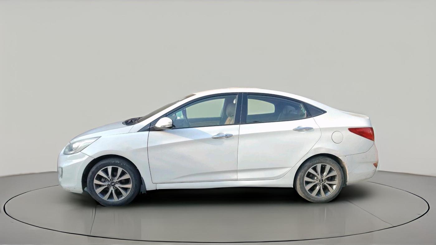 2014 Hyundai Verna FLUIDIC 1.6 CRDI SX, Diesel, Manual, 1,27,096 km, exterior