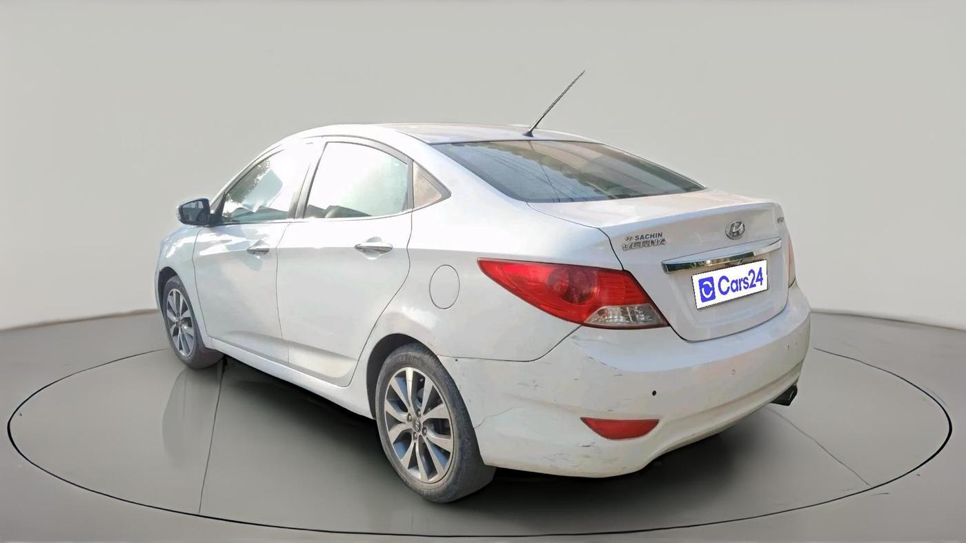 2014 Hyundai Verna FLUIDIC 1.6 CRDI SX, Diesel, Manual, 1,27,096 km, exterior