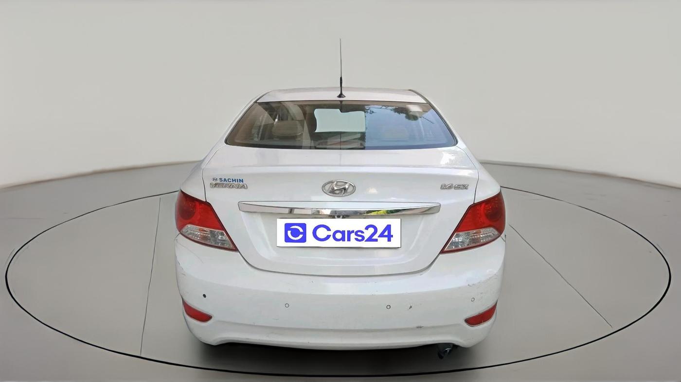 2014 Hyundai Verna FLUIDIC 1.6 CRDI SX, Diesel, Manual, 1,27,096 km, exterior