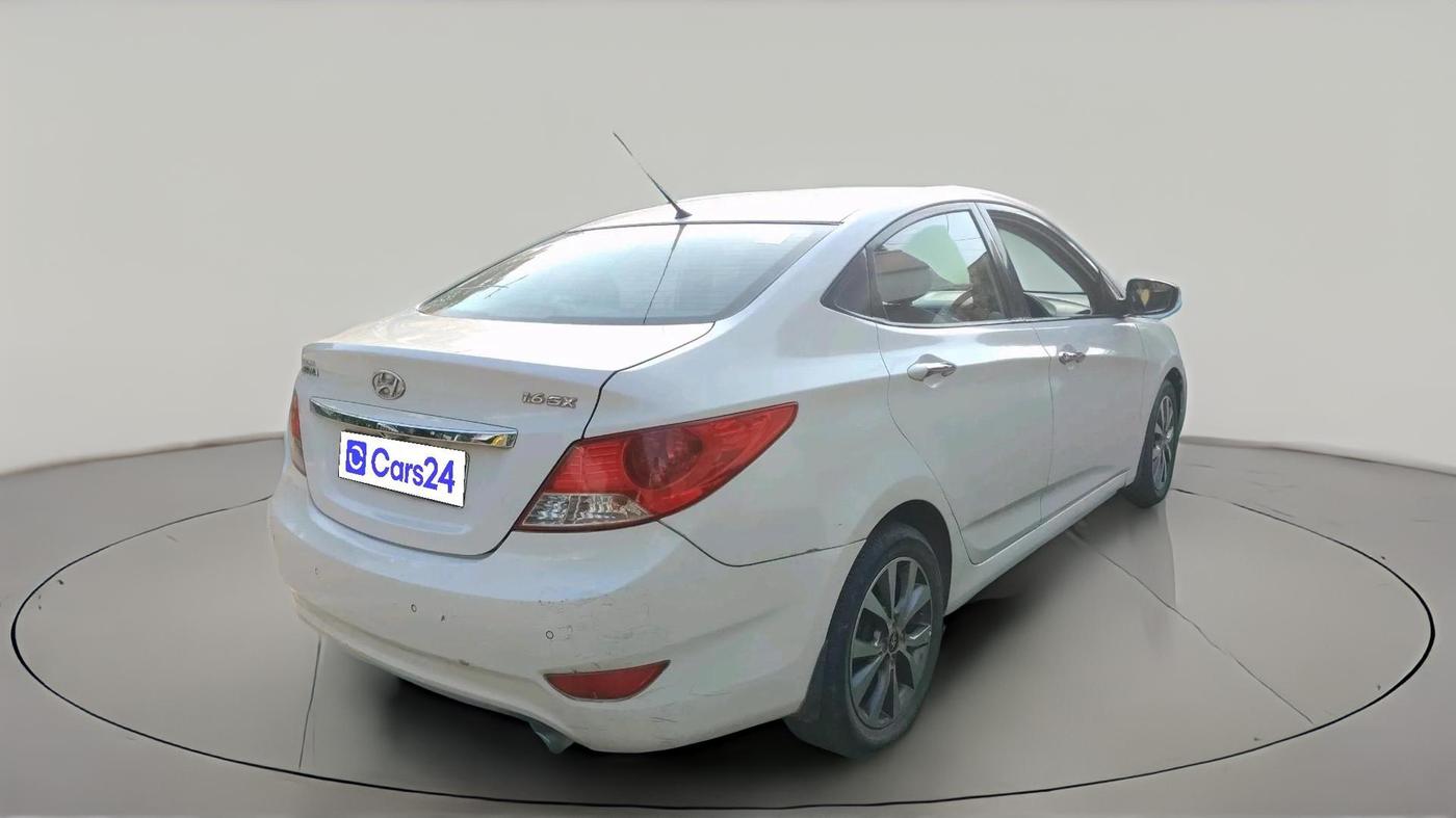 2014 Hyundai Verna FLUIDIC 1.6 CRDI SX, Diesel, Manual, 1,27,096 km, exterior