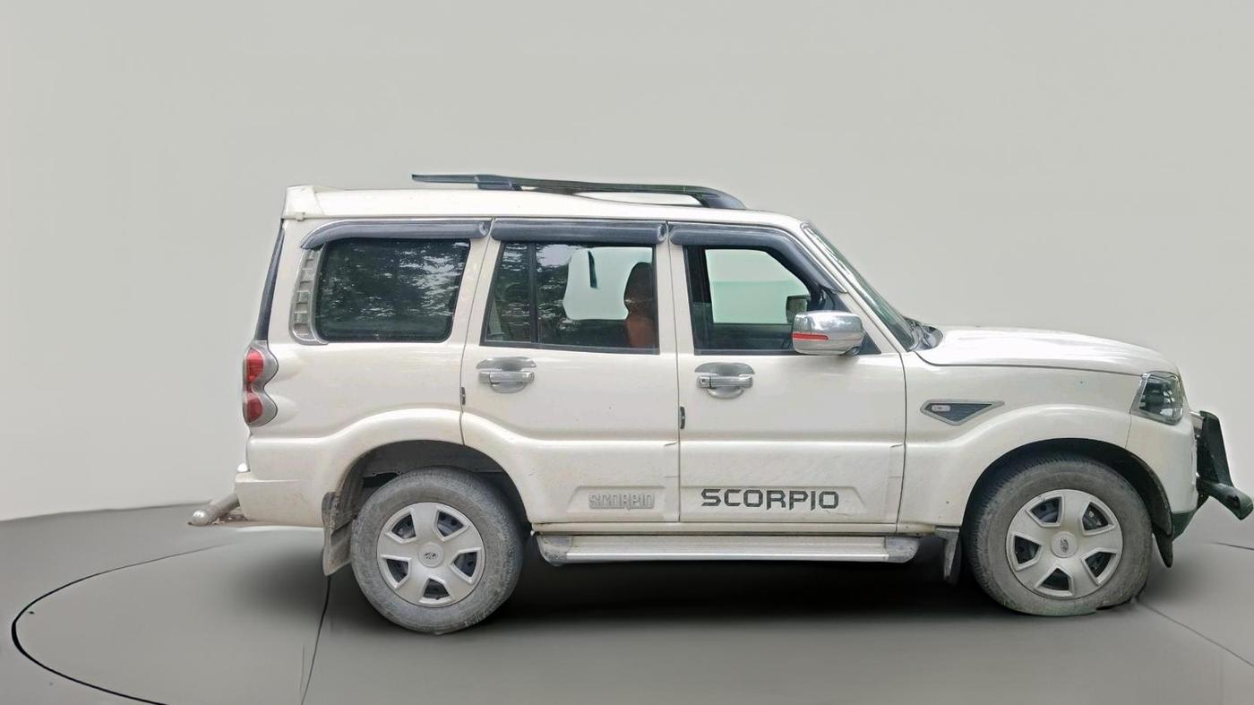 2019 Mahindra Scorpio S5, Diesel, Manual, 35,248 km, exterior