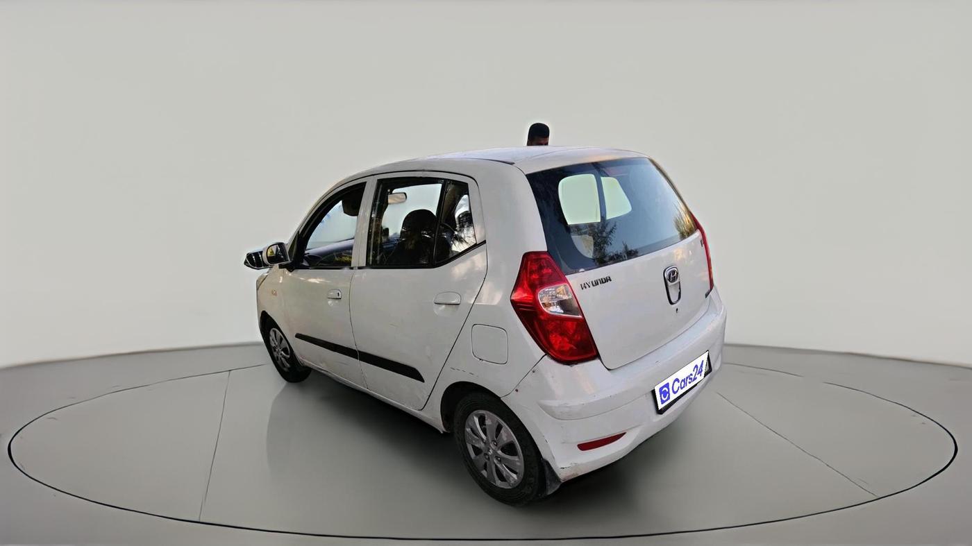 2011 Hyundai i10 ERA 1.1, CNG, Manual, 1,43,057 km, exterior