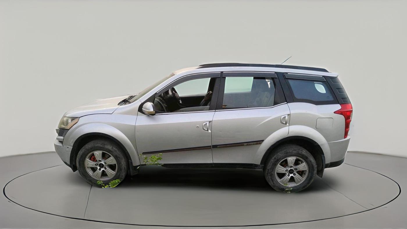 2012 Mahindra XUV500 W8, Diesel, Manual, 1,43,042 km, exterior